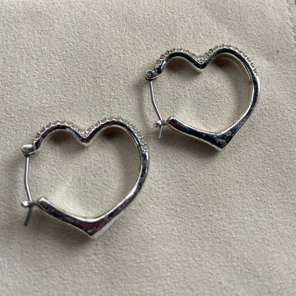 925 Sterling Silver Heart hoop Earrings